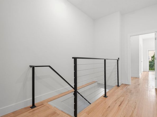 119 Van Horne St, Jersey City NJ 07304