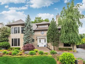 1115 Buckingham Dr, Fort Lee NJ 07024