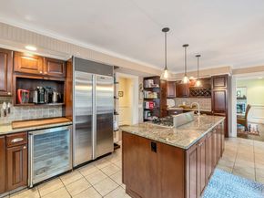 1115 Buckingham Dr, Fort Lee NJ 07024