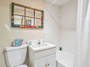 1115 Buckingham Dr, Fort Lee NJ 07024