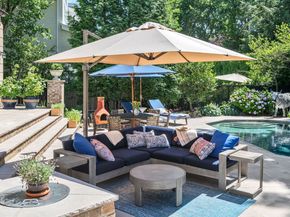 1115 Buckingham Dr, Fort Lee NJ 07024