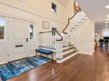 1115 Buckingham Dr