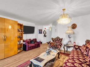 2508 Harmon Cove Tower, Secaucus NJ 07094