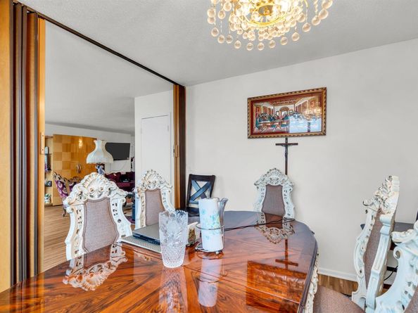 2508 Harmon Cove Tower, Secaucus NJ 07094
