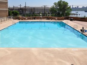 7002 Blvd East 33D, Guttenberg NJ 07093