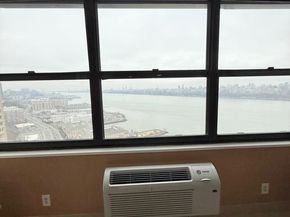 7002 Blvd East 33D, Guttenberg NJ 07093
