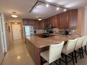 7002 Blvd East 33D, Guttenberg NJ 07093