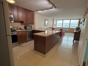 7002 Blvd East 33D, Guttenberg NJ 07093