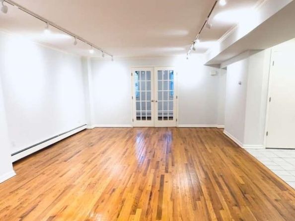 293 York St, Jersey City NJ 07302