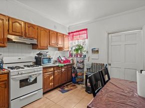 607 18th St, Union City NJ 07087
