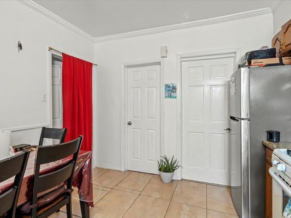 607 18th St, Union City NJ 07087