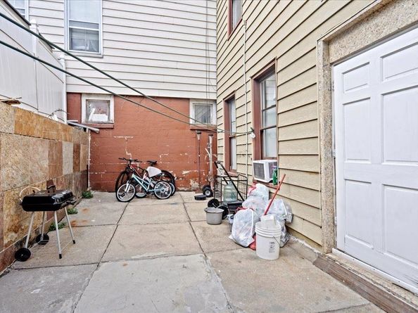 607 18th St, Union City NJ 07087