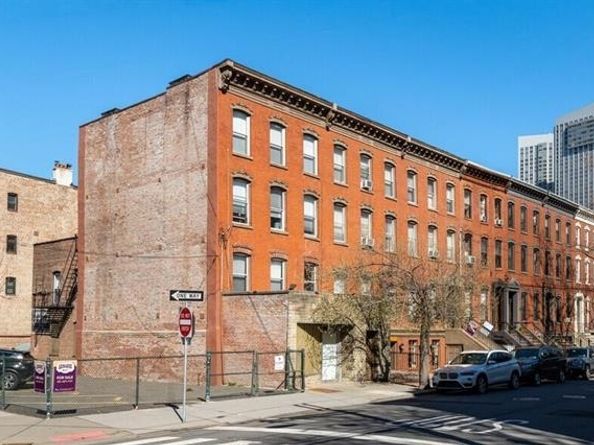 217 Warren St 2, Jersey City NJ 07302