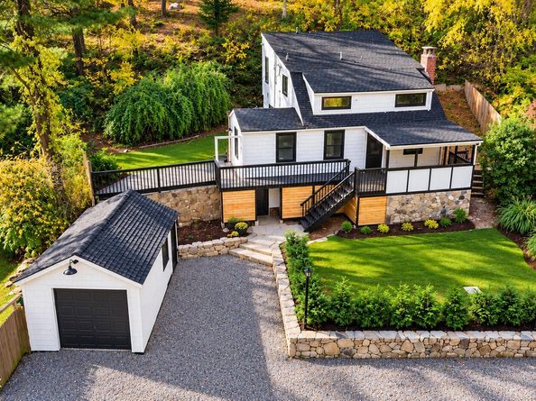 494 Newtown Turnpike, Weston CT 06883