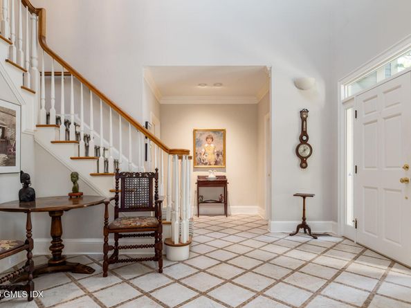 90 W Lyon Farm Drive 90, Greenwich CT 06831