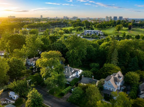 14 Highview Avenue, Greenwich CT 06830