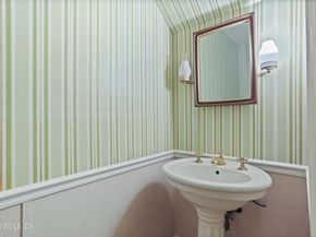 31 Duncan Drive, Greenwich CT 06831