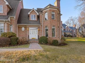 104 W Ritch Avenue 12, Greenwich CT 06830