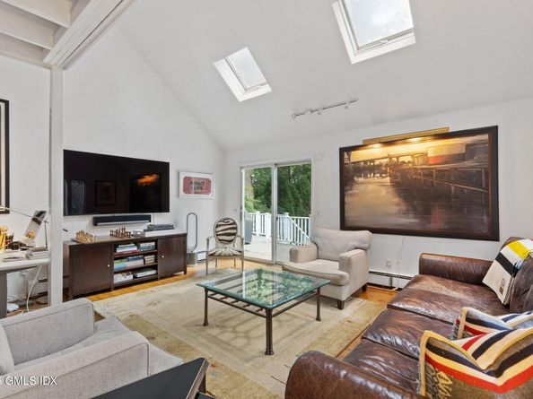 14 Highview Avenue, Old Greenwich CT 06870