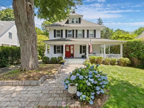 14 Highview Avenue, Old Greenwich CT 06870