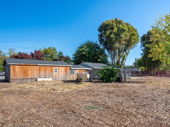 13035 Center Avenue, San Martin CA 95046