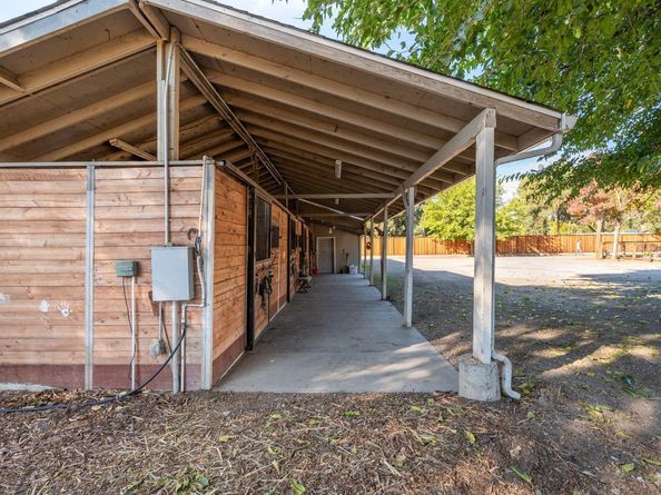 13035 Center Avenue, San Martin CA 95046