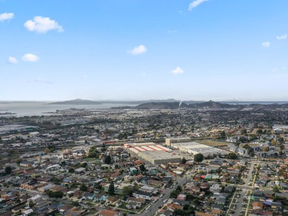 3834 Waller Avenue, Richmond CA 94804