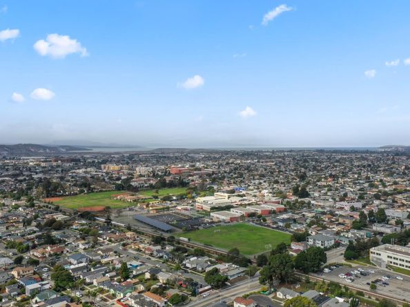 3834 Waller Avenue, Richmond CA 94804