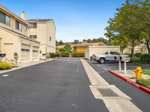 829 Voyager Way, Hayward CA 94544