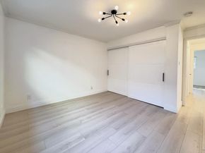 5242 Miles Avenue Apt C, Oakland CA 94618