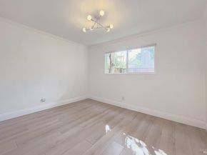 5242 Miles Avenue Apt C, Oakland CA 94618