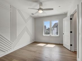 4127 E 12th ST 1, Austin TX 78721