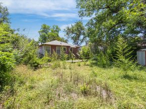 700 W North Loop BLVD, Austin TX 78751