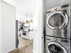 1704 E 13th ST B, Austin TX 78702