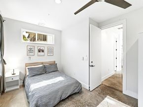 1704 E 13th ST B, Austin TX 78702