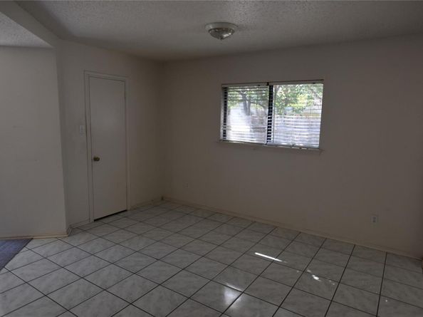 1026 Silverstone LN, Cedar Park TX 78613