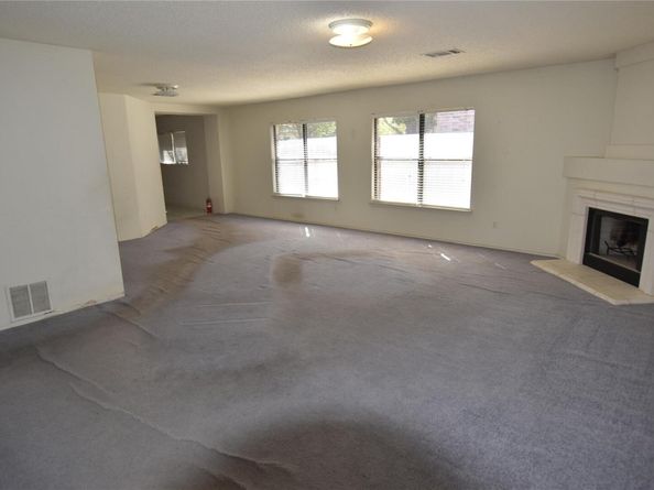 1026 Silverstone LN, Cedar Park TX 78613