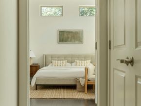 936 E 50th ST, Austin TX 78751