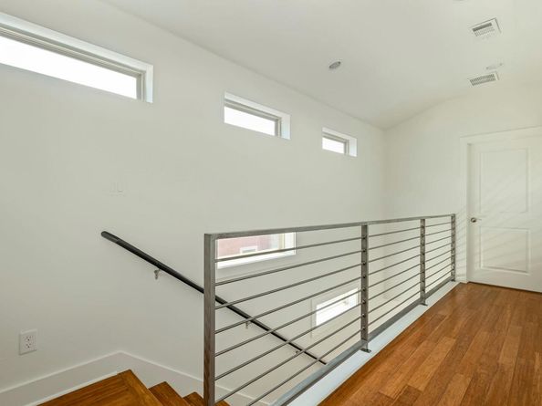 936 E 50th ST, Austin TX 78751