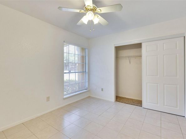 1015 E Yager LN 205, Austin TX 78753