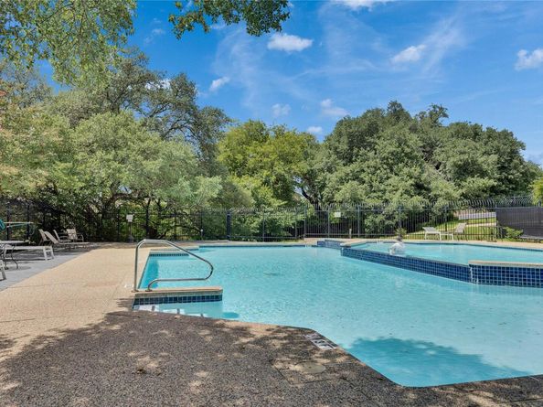 1015 E Yager LN 205, Austin TX 78753