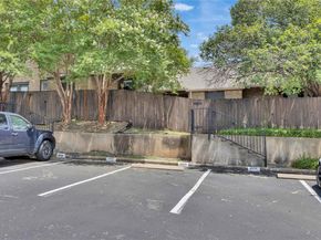 1015 E Yager LN 205, Austin TX 78753