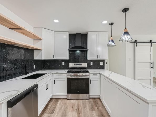 1601 N Redondo DR, Austin TX 78721