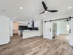 1601 N Redondo DR, Austin TX 78721