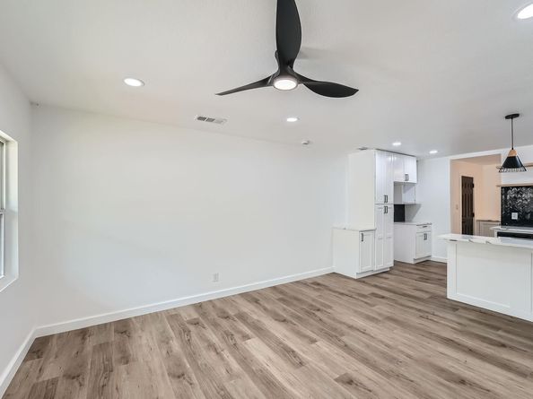 1601 N Redondo DR, Austin TX 78721