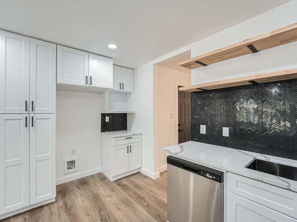 1601 N Redondo DR, Austin TX 78721