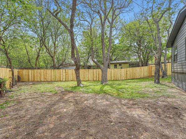1601 N Redondo DR, Austin TX 78721