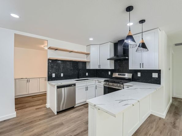 1601 N Redondo DR, Austin TX 78721
