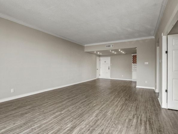 1801 Lavaca ST 5F, Austin TX 78701