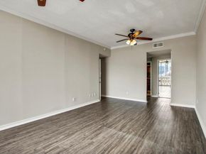 1801 Lavaca ST 5F, Austin TX 78701